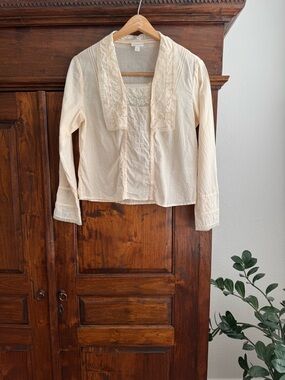 J. Jill Soft Cream Lace Trim Blouse Size SP Petite Small Victorian Style Cotton